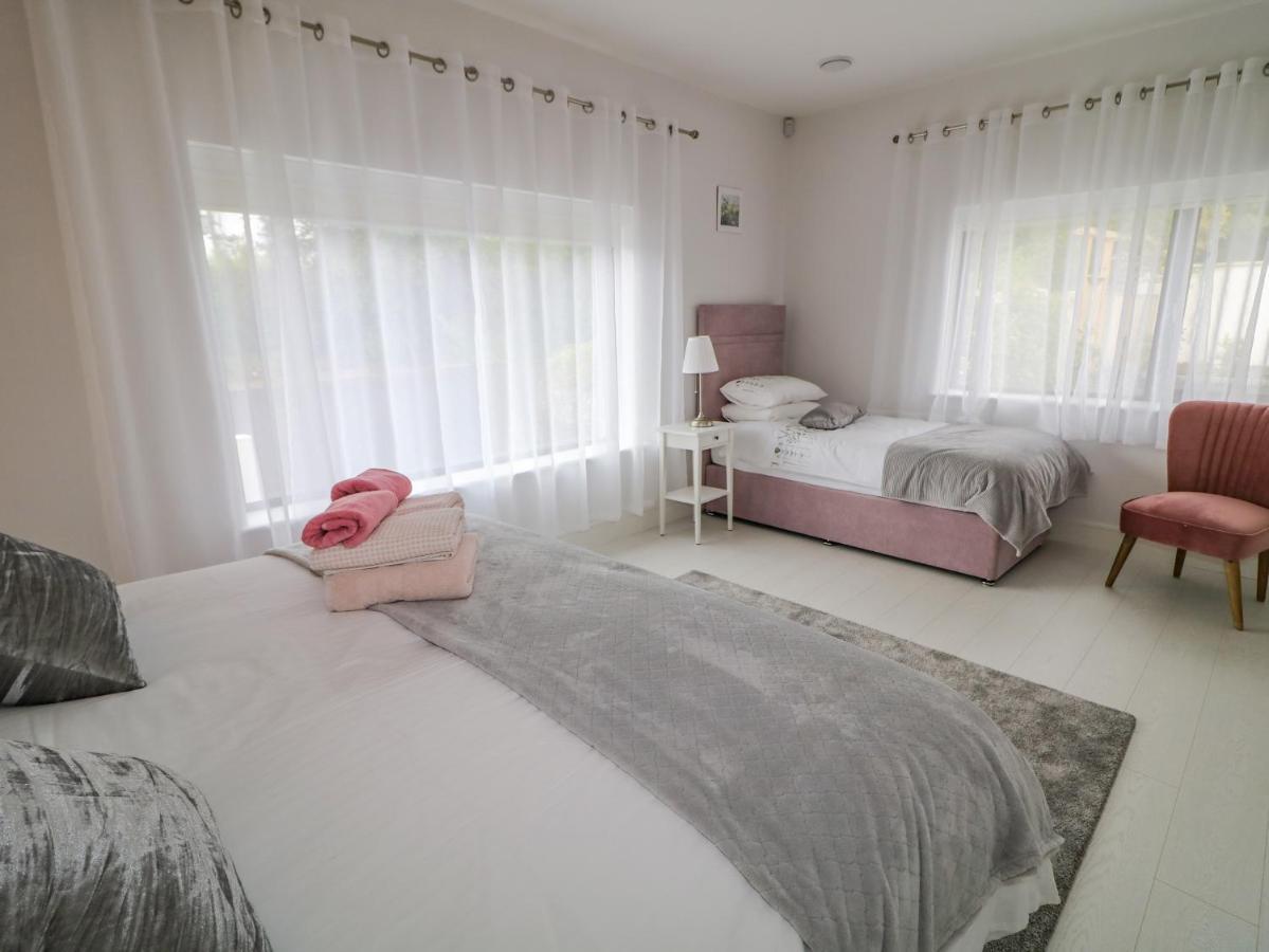 Wee Andy'S Villa Buncrana Ngoại thất bức ảnh