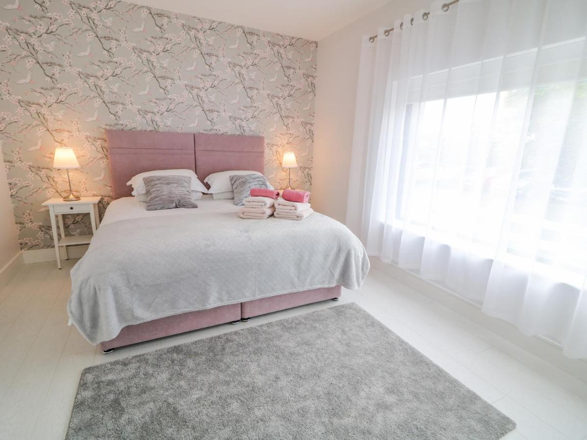 Wee Andy'S Villa Buncrana Ngoại thất bức ảnh